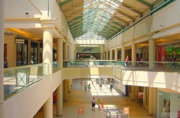 Freehold Raceway Mall, New Jersey Freehold Raceway Mall, New Jersey